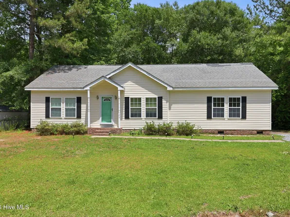 175 Country Walk Lane, Sanford, NC 27332
