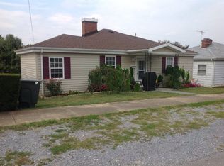 1403 Garden Rd, Elizabethton, TN 37643