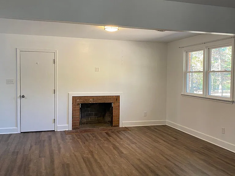 2511 Moseley Rd — Photo 6