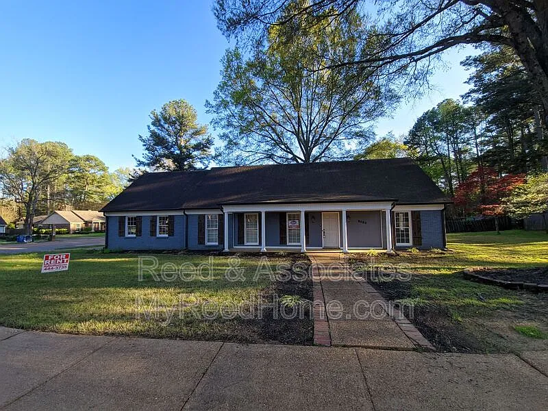 4 bed, 2.0 bath, 2654 sqft, $2,750 — Photo 2