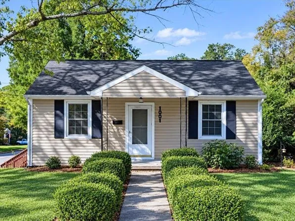 1001 Grayland St, Greensboro, NC 27408
