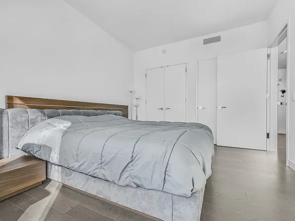 252 South Street image 12 of 23