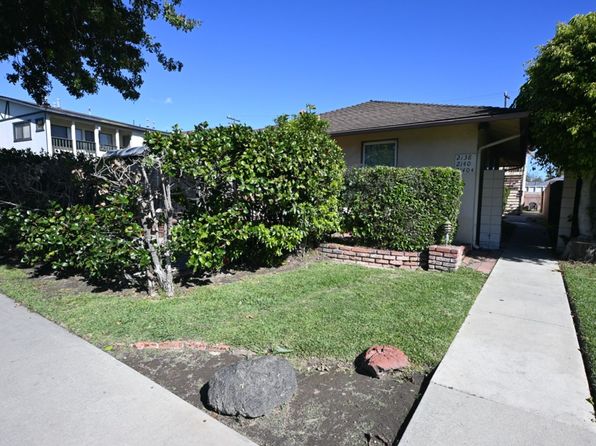 2136-2140 1/2 San Anseline Ave #2138