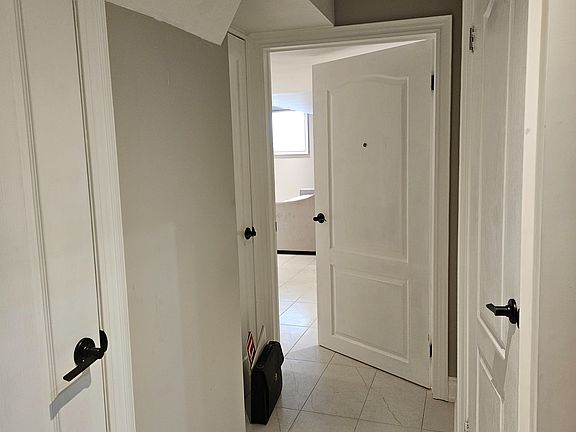 2nd image of 121 Badessa Cir