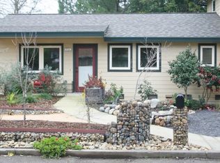 810 Fitch St, Healdsburg, CA 95448