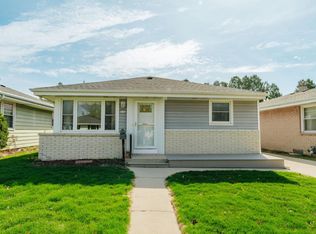 3144 S 98th St, Milwaukee, WI 53227