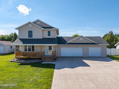 1509 Saint Johns Dr, Crookston, MN, 56716