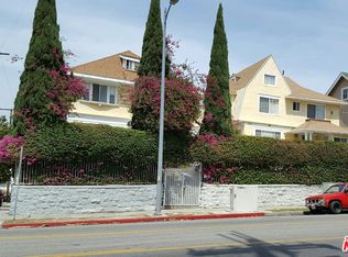 2327 James M Wood Blvd, Los Angeles, CA 90006