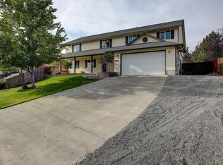 2411 SW 33rd St, Redmond, OR 97756