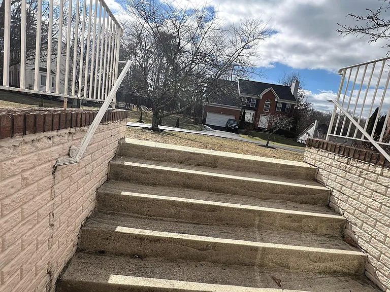 15116 Serbian Ln — Photo 29