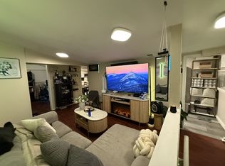 19102 Colorado St #2, Roseville, MI 48066