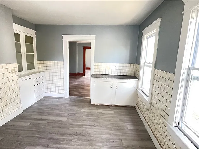 4322 Bush Ave — Photo 21
