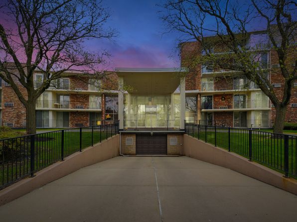 1150 E Jackson St APT 1J, Lombard, IL 60148