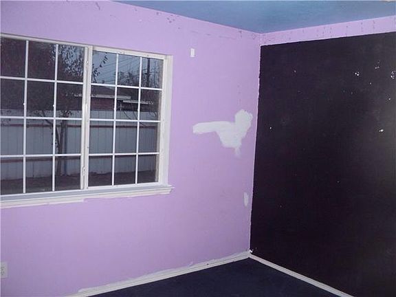 5th image of 10315 Casnett Dr