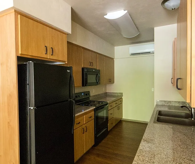 1212 Patterson St — Photo 2