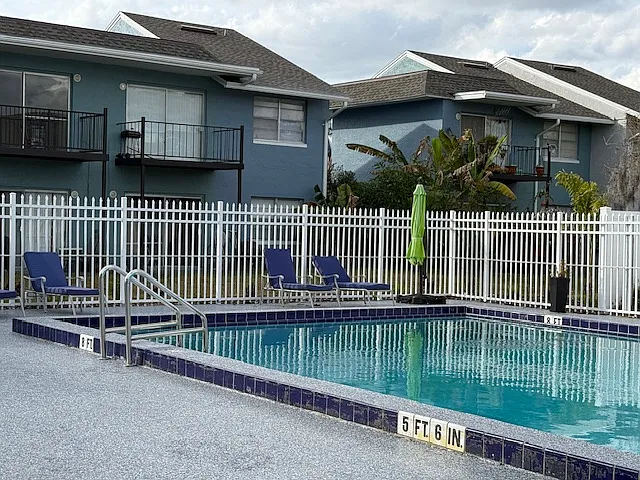 Pacifico Apartments — Photo 1