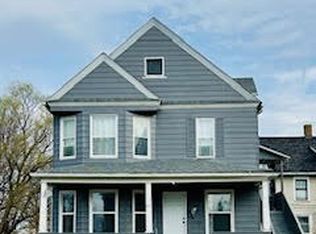 241 5th St NW, Barberton, OH 44203