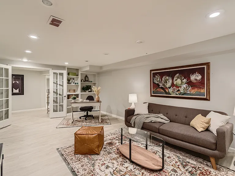 6608 S Gallup St — Photo 1