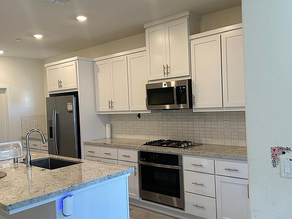 5th image of 5750 Greige Cir #G