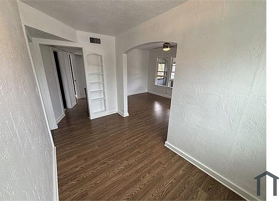 1st image of 217 Congress Ave