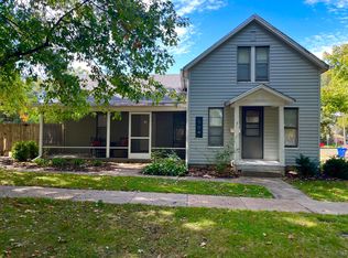 504 S Jackson St, Papillion, NE 68046