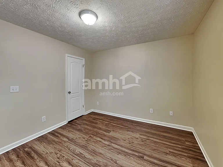 5455 Yellow Pine Dr — Photo 19