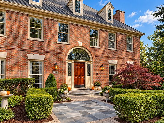 4th image of 137 Circle Ridge Dr