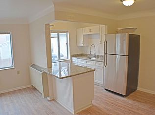 14310 Madison Ave #206, Lakewood, OH 44107