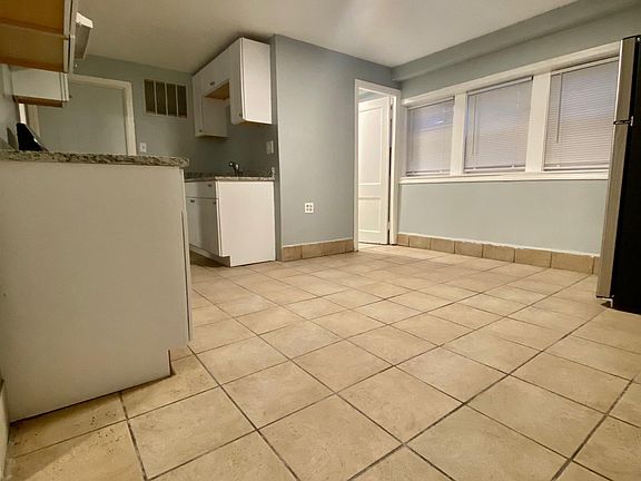 3rd image of 1839 S 51st Ave #B