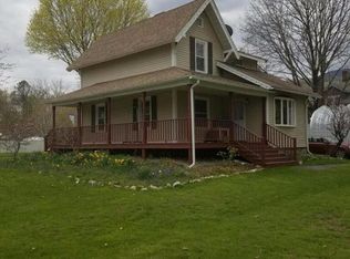 1 Apremont St, Adams, MA 01220