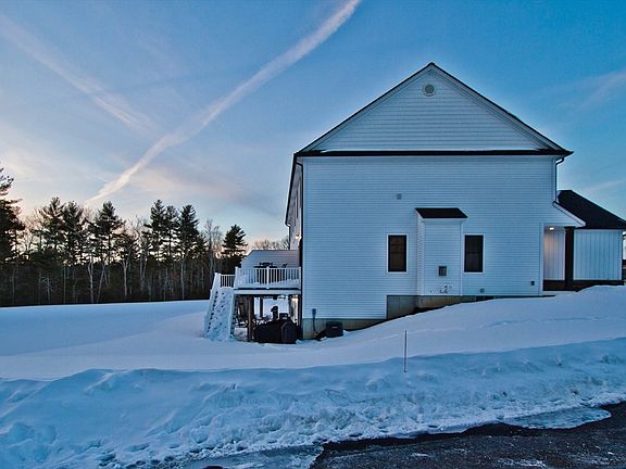 4th image of 36 Compass Point Dr #36