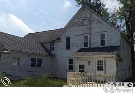 7110402554 Rear view.JPG