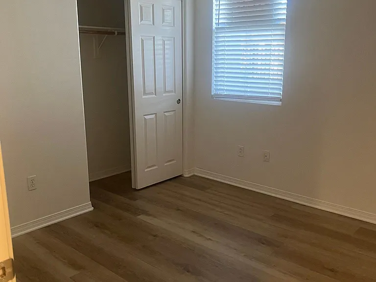 274 Riverdale Ct #1003 — Photo 6