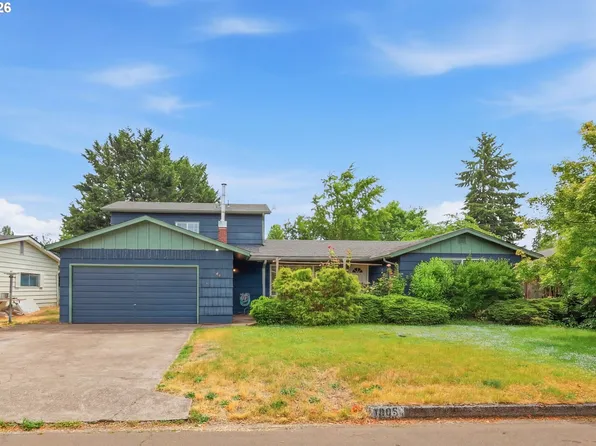1805 Hemlock St, Eugene, OR 97404