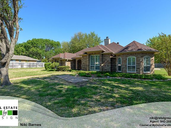2nd image of 2405 E Windsor Dr
