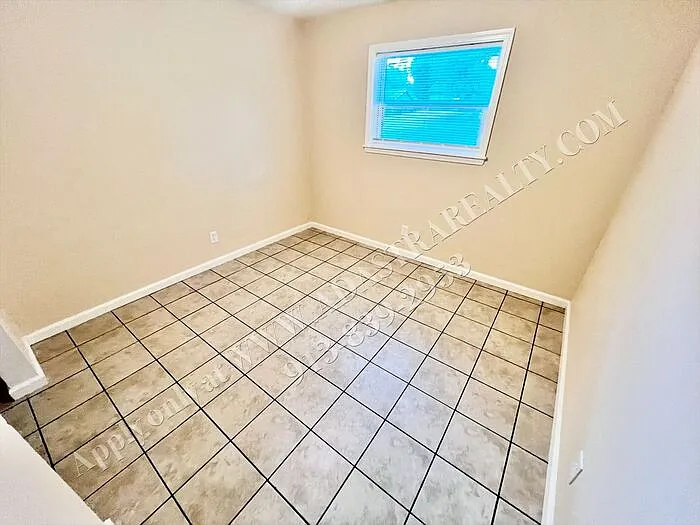 6003 E 151st Ter #A — Photo 9
