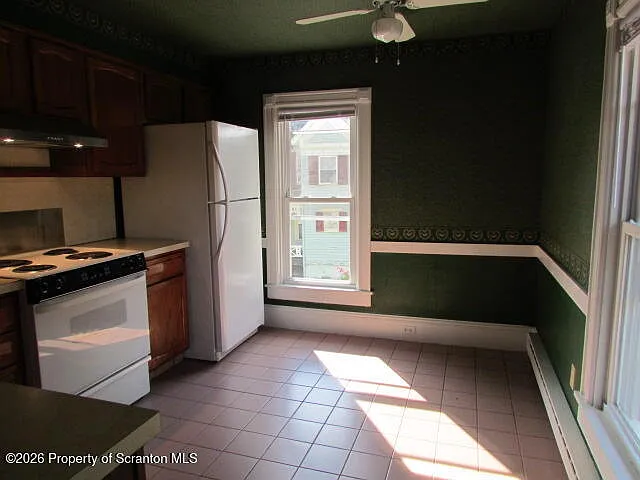 43 College Ave #2 — Photo 2