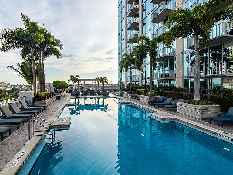 777 N Ashley Dr #2611-2611-2611 — Photo 39