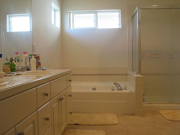 4th image of 22610 SE 13th St