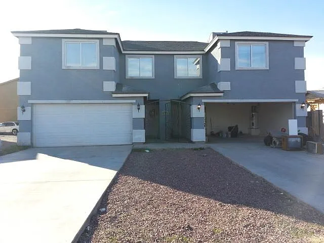 2511 E Pueblo Ave #2