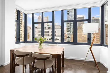 591 Third Avenue, #17A