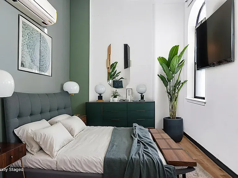 165 N 5th St #101 — Photo 3