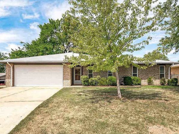 1114 E Willham Dr