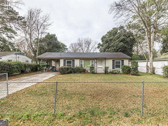 4th image of 249 Ward St