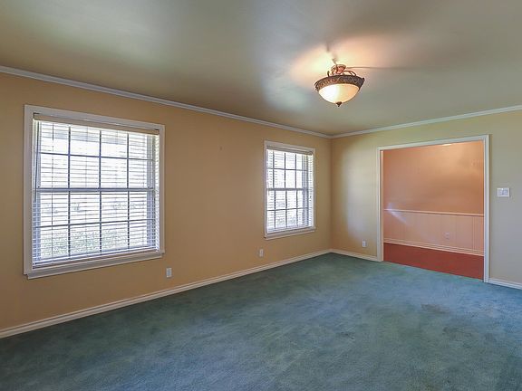 2nd image of 2109 Kennedy Ln