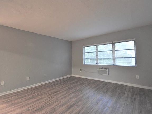 3rd image of 9250 E Bay Harbor Dr