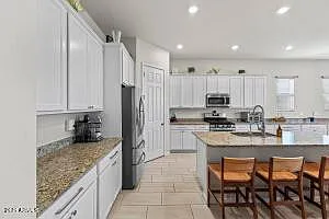 16865 W Electra Ct — Photo 10