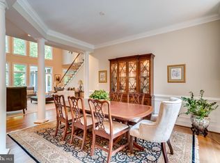 8305 Crestridge Rd, Fairfax Station, VA 22039