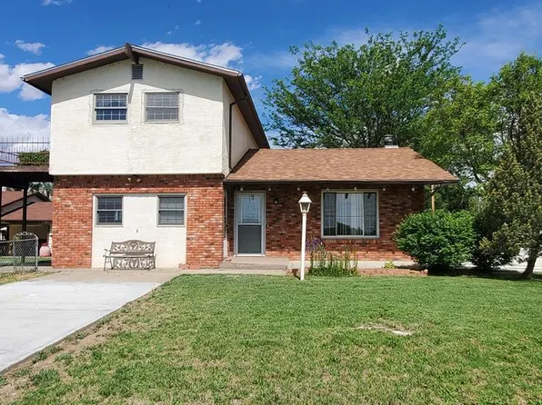 501 Plum Ave, La Junta, CO 81050