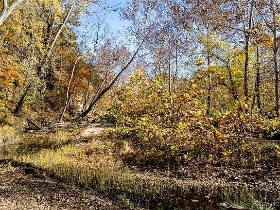 3rd image of Goldie Bend Rd